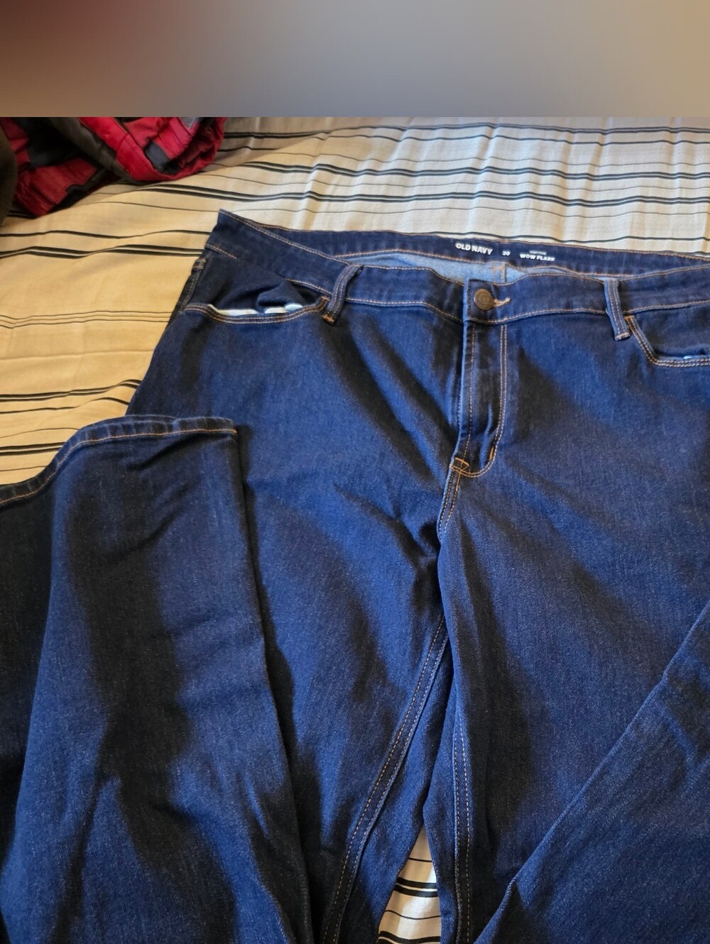 Old Navy Women's Wow Flare Dark Blue Jeans